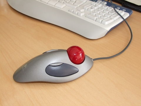 Repetitive Strain Injury Solution Nr.4 - exchanged usual computer mouse against a trackball to heal carpal-tunnel-syndrome